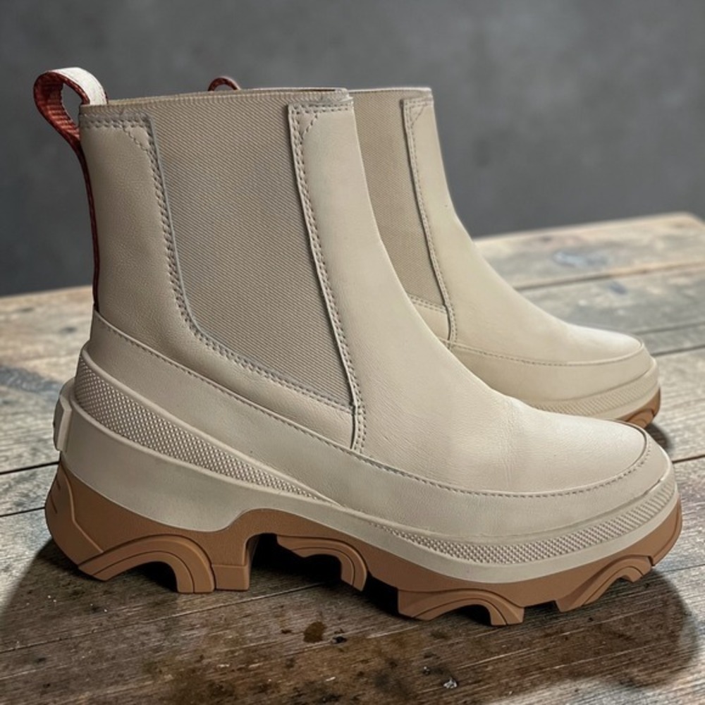 Sorel Brex Cream Waterproof Leather Chelsea Platform Lug Sole Boots Size 8.5